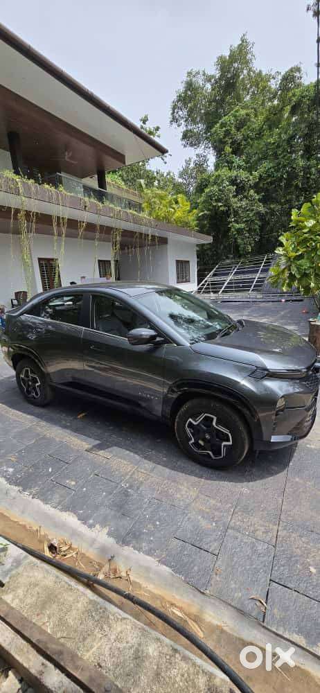 Tata Curvv 2025