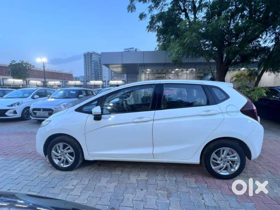 Honda Jazz 1.2 V At I Vtec, 2017, Petrol