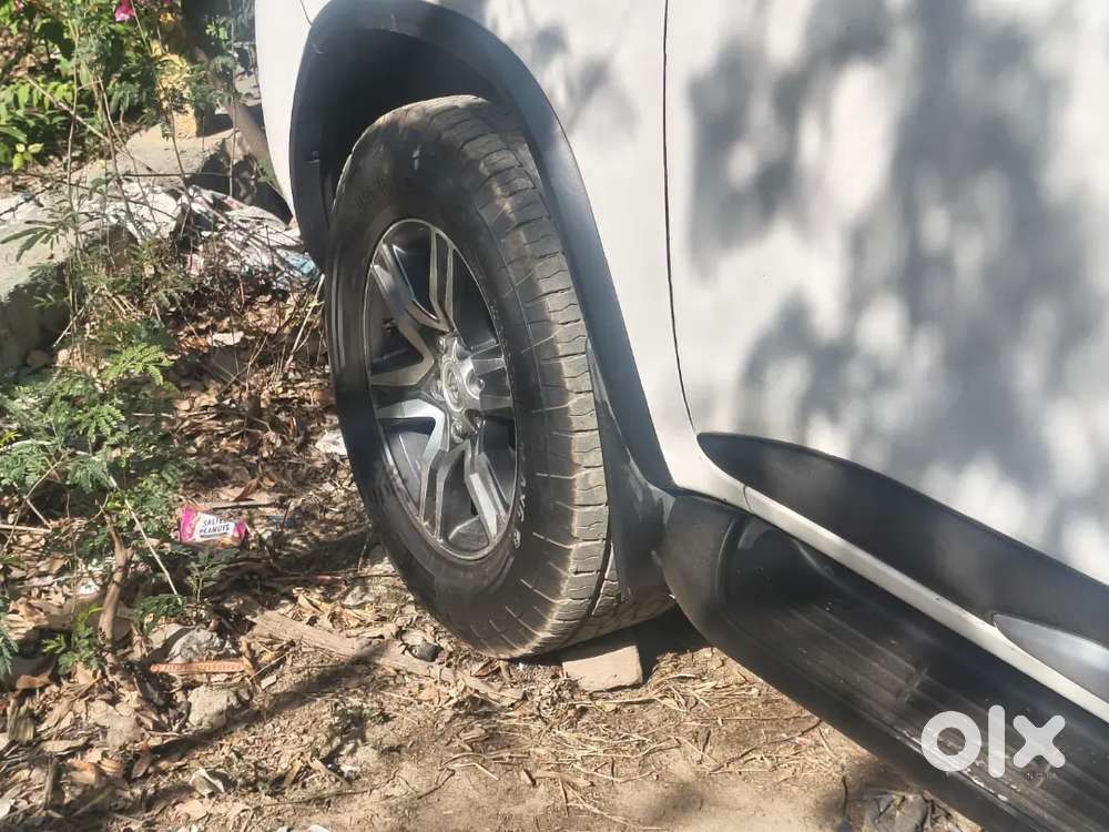 Toyota Fortuner 2020 Diesel 90000 Km Driven