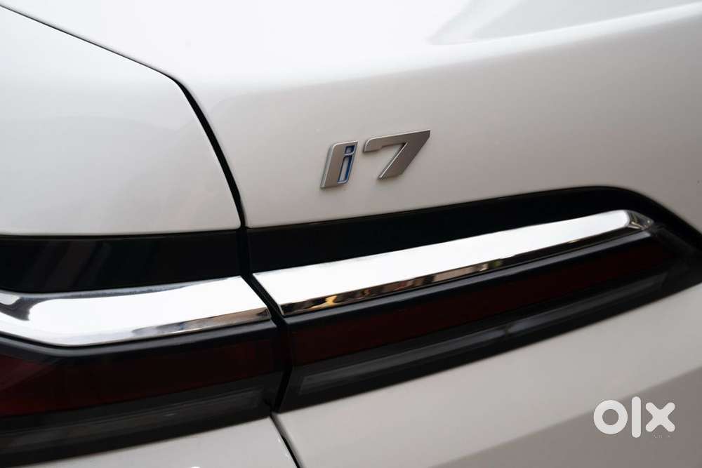 Bmw I7, 2025, Electric