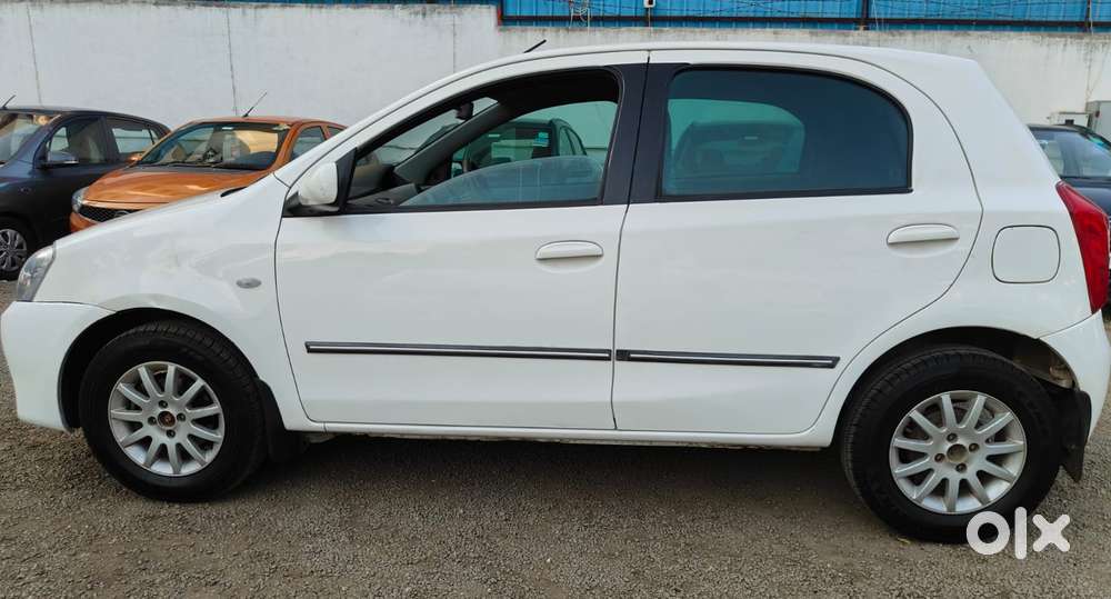Toyota Etios Liva 2011-2012 G, 2012, Petrol