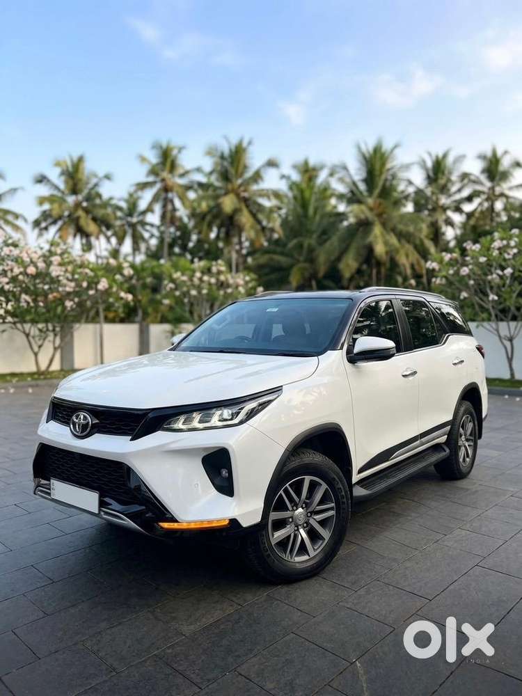 Toyota Fortuner - Excellent Condition (kl 14)