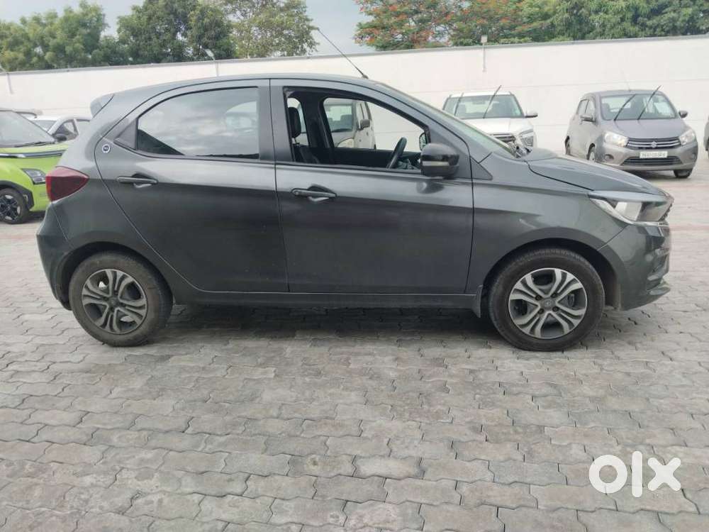 Tata Tiago 1.2 Revotron Xt Rhythm, 2024, Petrol