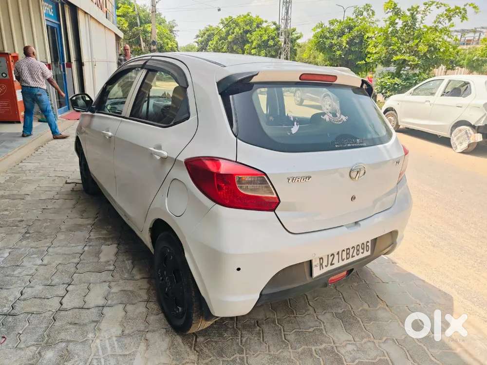 Tata Tiago Revotron Xt 2018