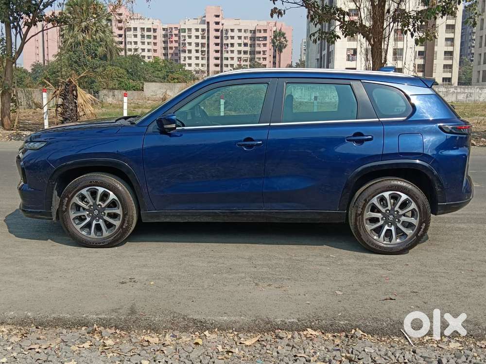 Maruti Suzuki Grand Vitara 1.5 Alpha Plus Intelligent Hybrid Ecvt, 2..