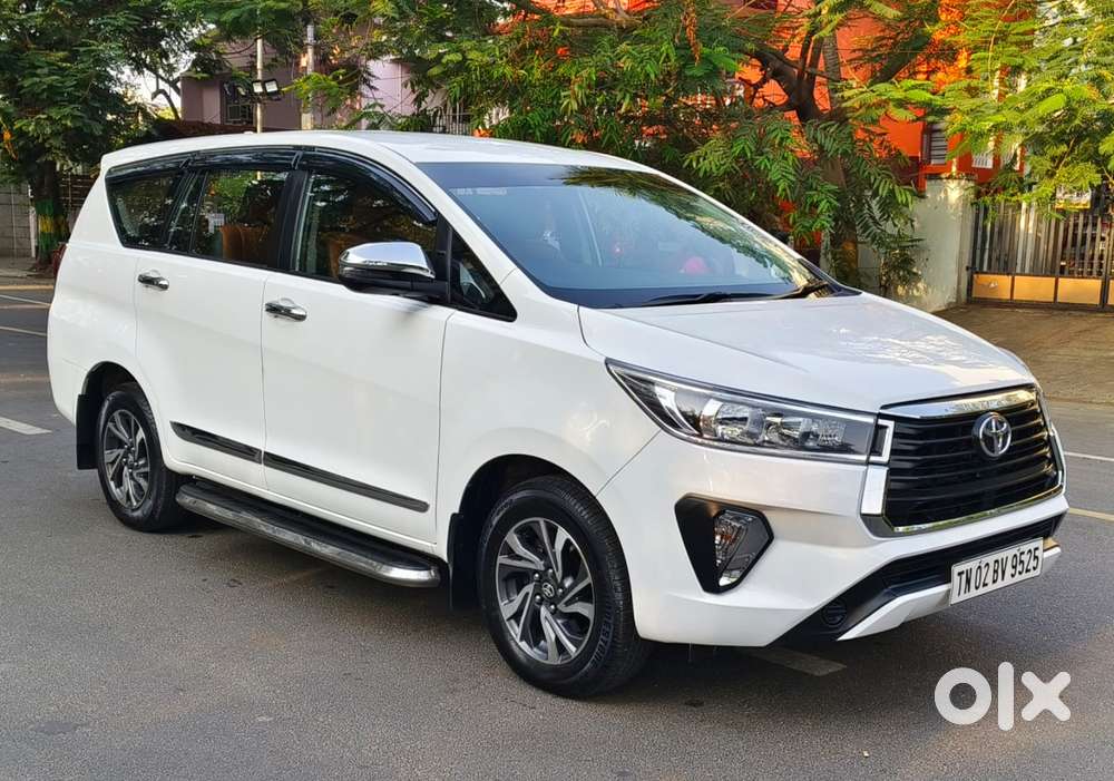 Toyota Innova Crysta 2.4 G Mt, 2022, Diesel