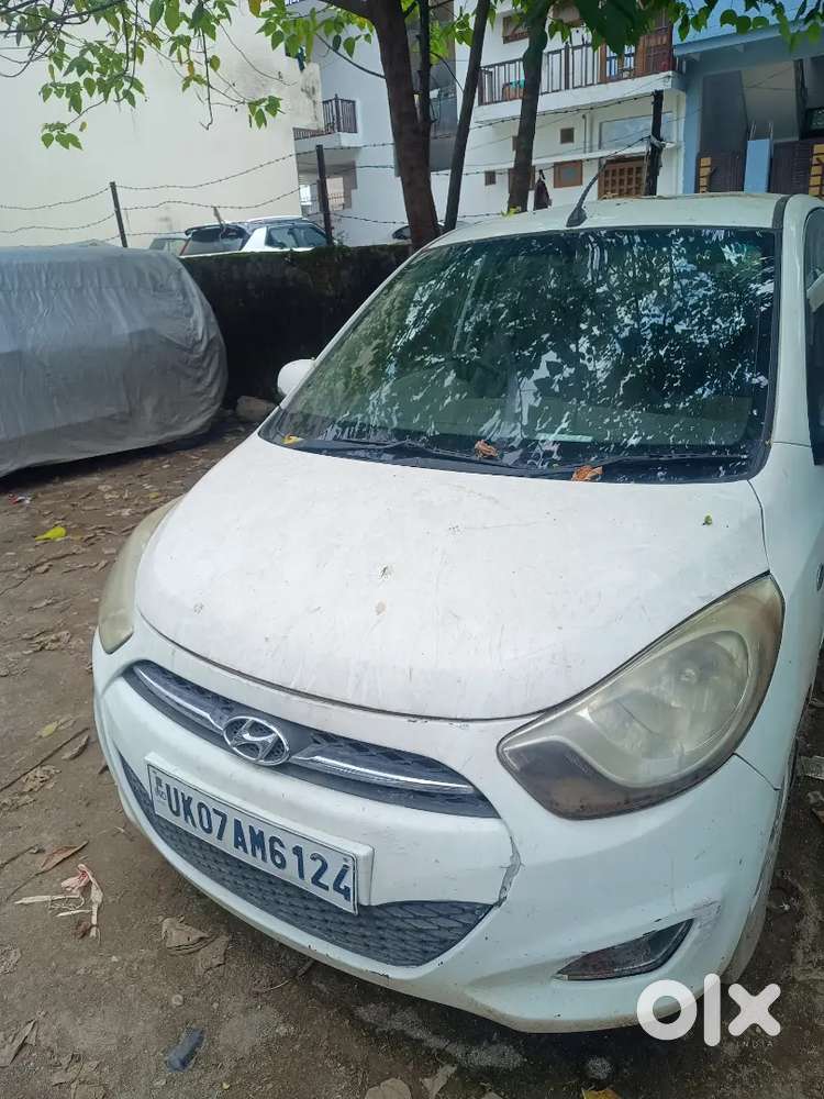 Hyundai I10 Sportz Petrol 2011