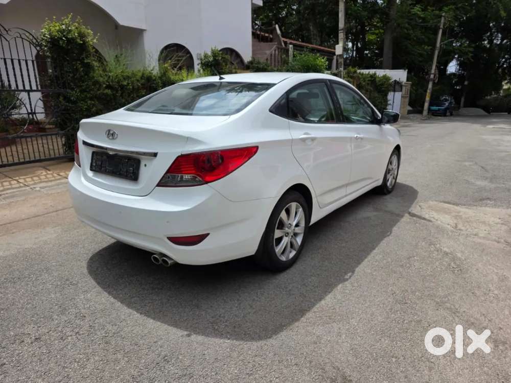 Hyundai Verna Fluidic 1.6 Vtvt, 2012, Petrol