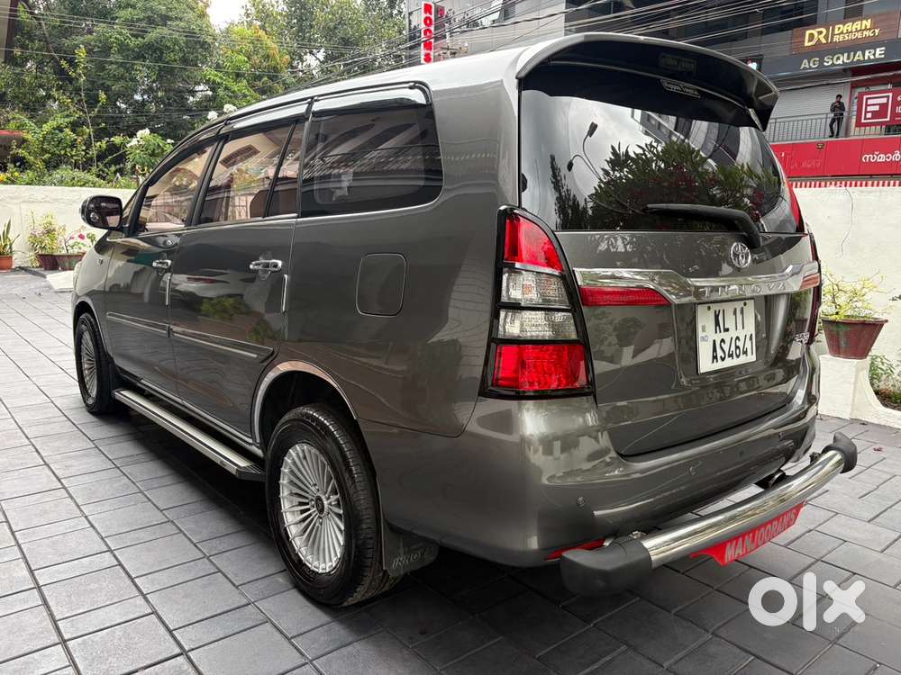 Toyota Innova 2013 Diesel 48000 Km Driven