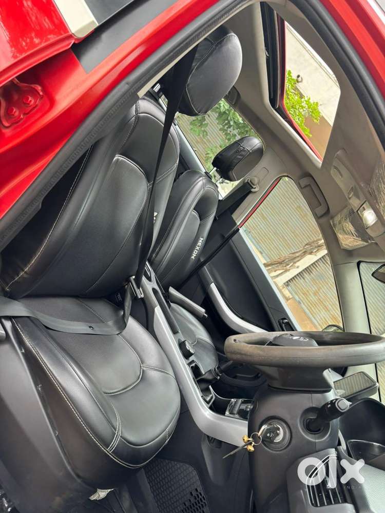 Tata Nexon 1.5 Revotorq Xma Plus (s) Amt, 2022, Diesel