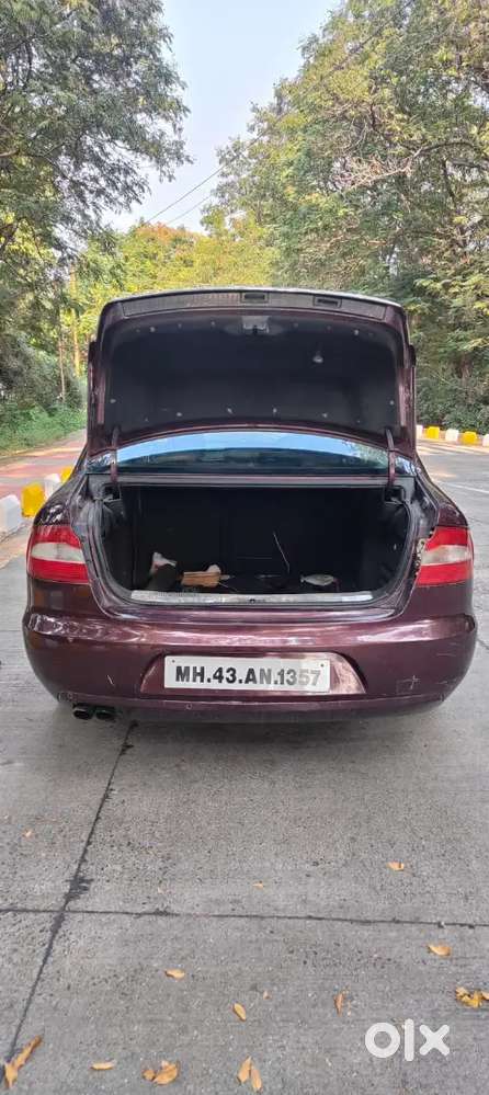 Skoda Superb 2013 Diesel 63000 Km Driven