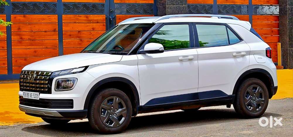 Hyundai Venue, 2025, Petrol