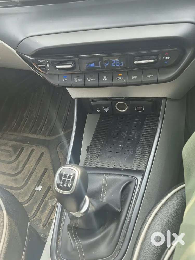 Hyundai New I20 1.2 Asta Mt 2024