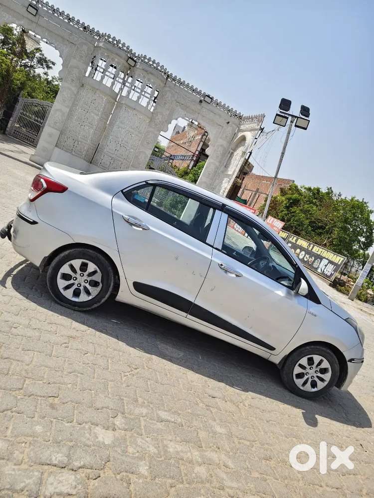 Hyundai Xcent 2017 Model Petrol+cng