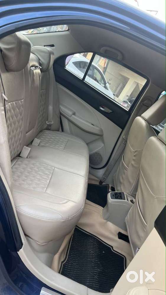 Maruti Suzuki Swift Dzire Amt Zdi, 2017, Diesel