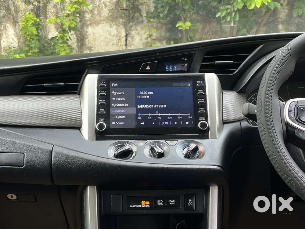 Toyota Innova Crysta 2.4 G Mt, 2022, Diesel