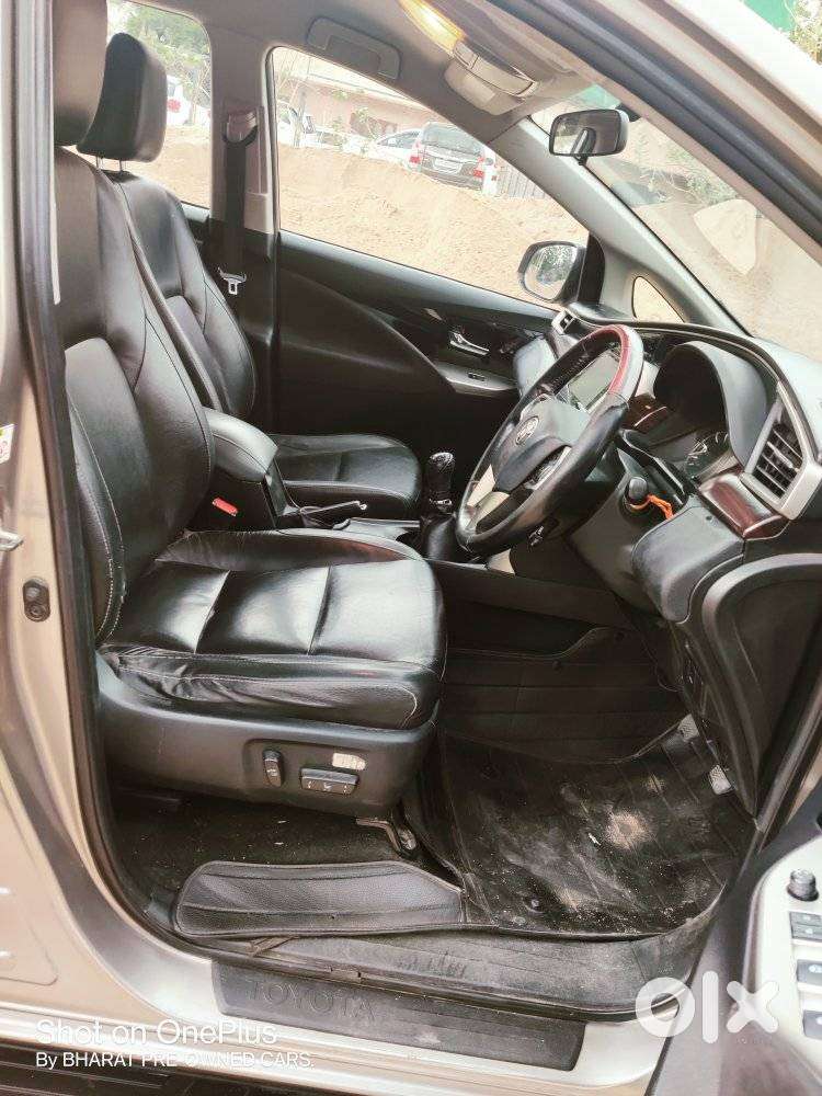 Toyota Innova Crysta Zx 2.4 Diesel 7 Seater, 2017, Diesel
