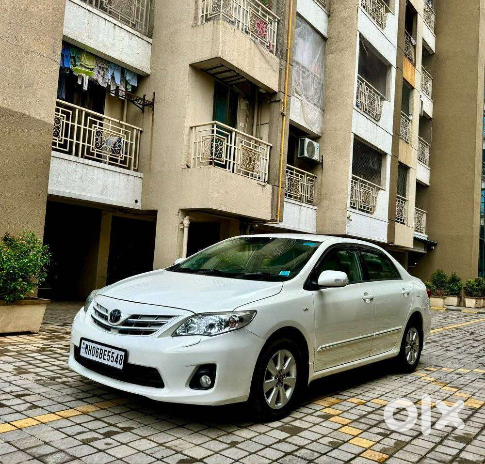 Toyota Corolla Altis G, 2013, Petrol