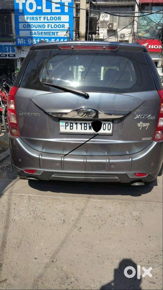 Mahindra Xuv500 2015