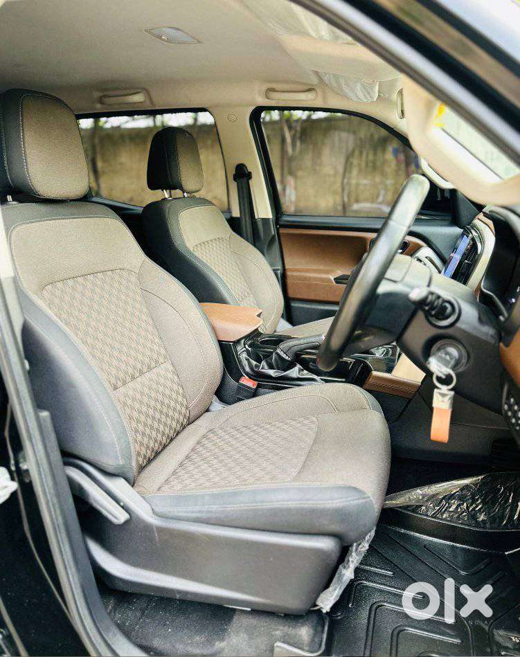 Mahindra Scorpio N Z2 Petrol Mt 7 Str (e), 2025, Petrol