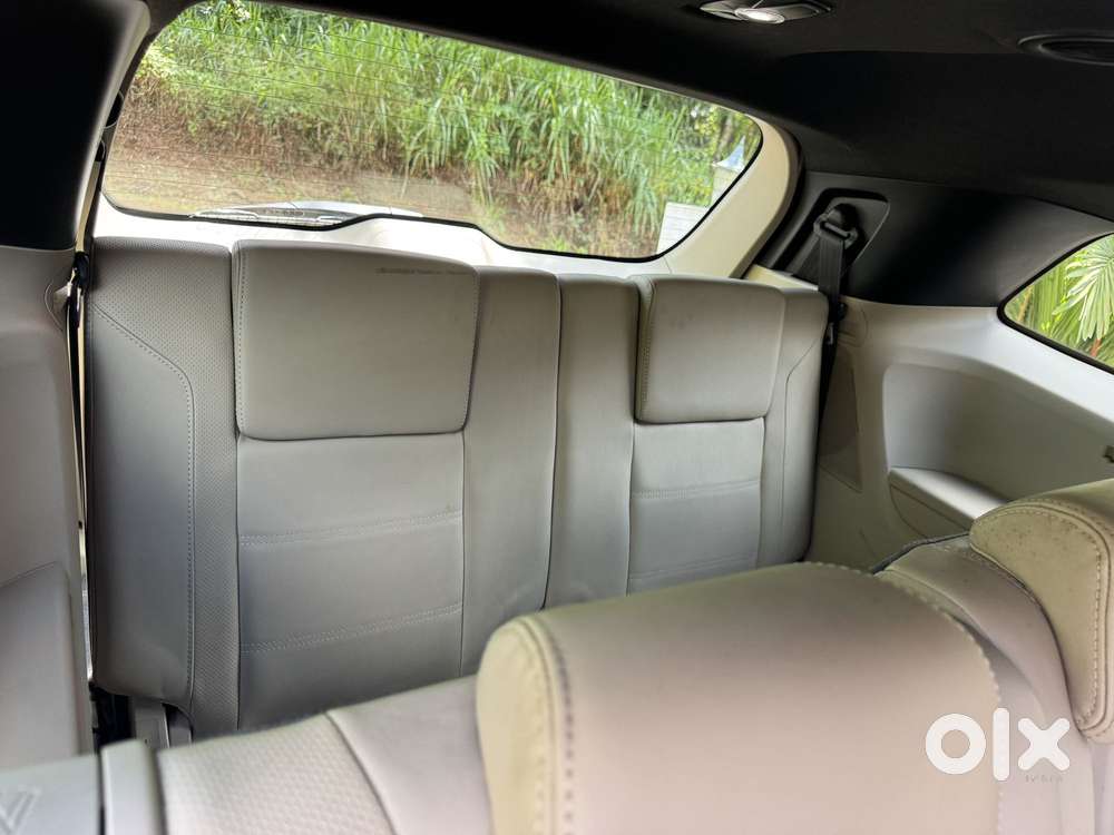 Ford Endeavour 2.2 Titanium 4x2 At, 2019, Diesel