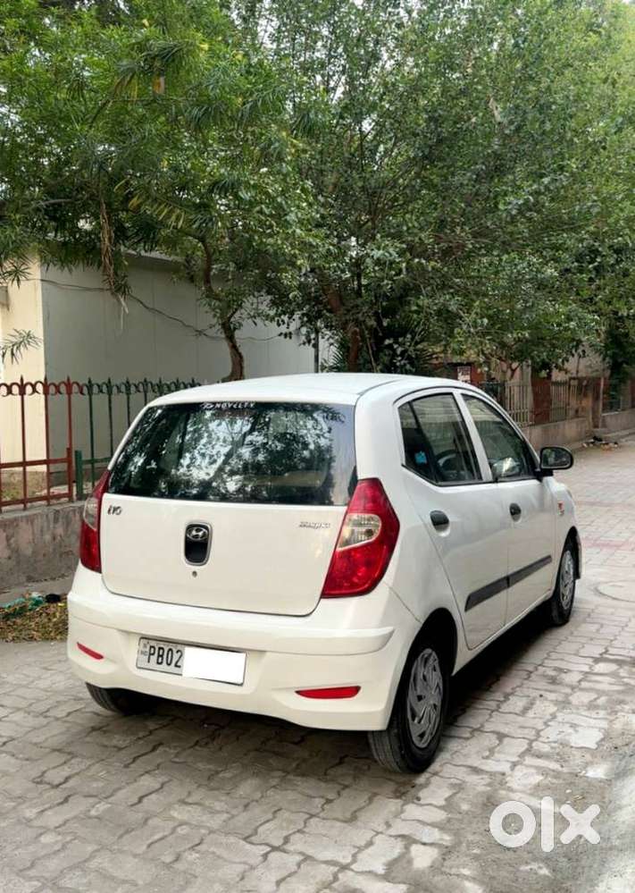Hyundai I10 Magna O, 2016, Petrol