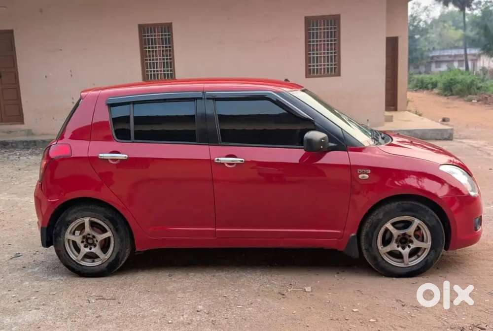 Maruti Suzuki Swift 2007 Diesel 136000 Km Driven