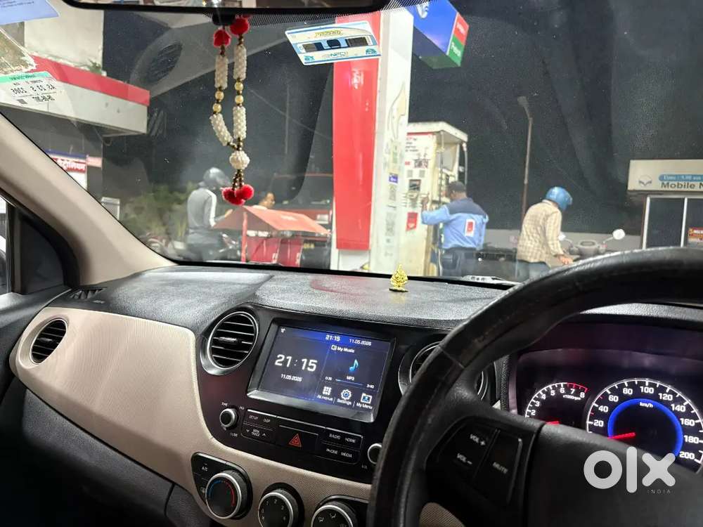 Hyundai Grand I10 2017 Petrol Well Maintained
