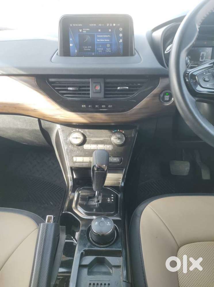 Tata Nexon Amt Xza Plus, 2023, Petrol