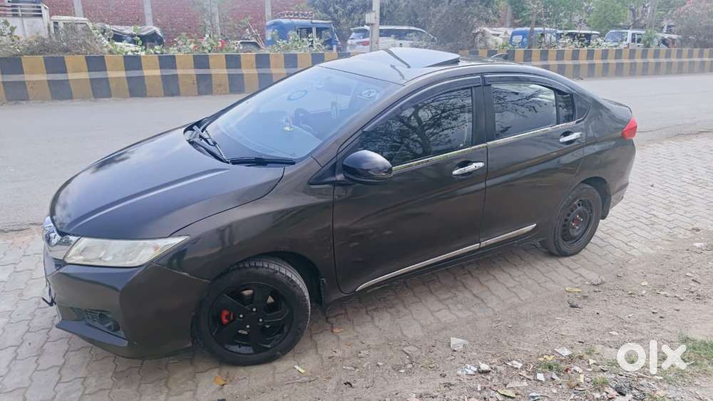 Sunroof City 27+ Average Top Model Vx Diesel Aone Condition