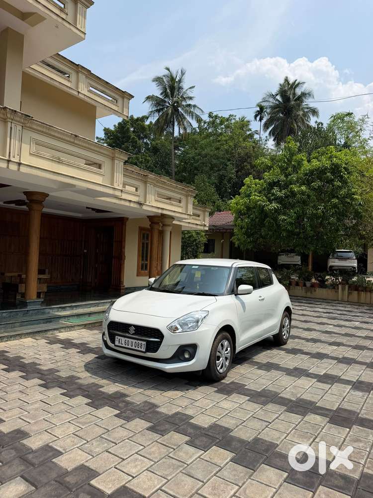 Maruti Suzuki Swift Vxi Optional, 2022, Petrol
