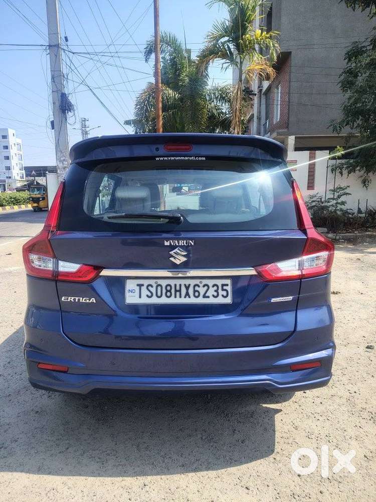 Maruti Suzuki Ertiga Zxi Plus At Shvs, 2022, Petrol