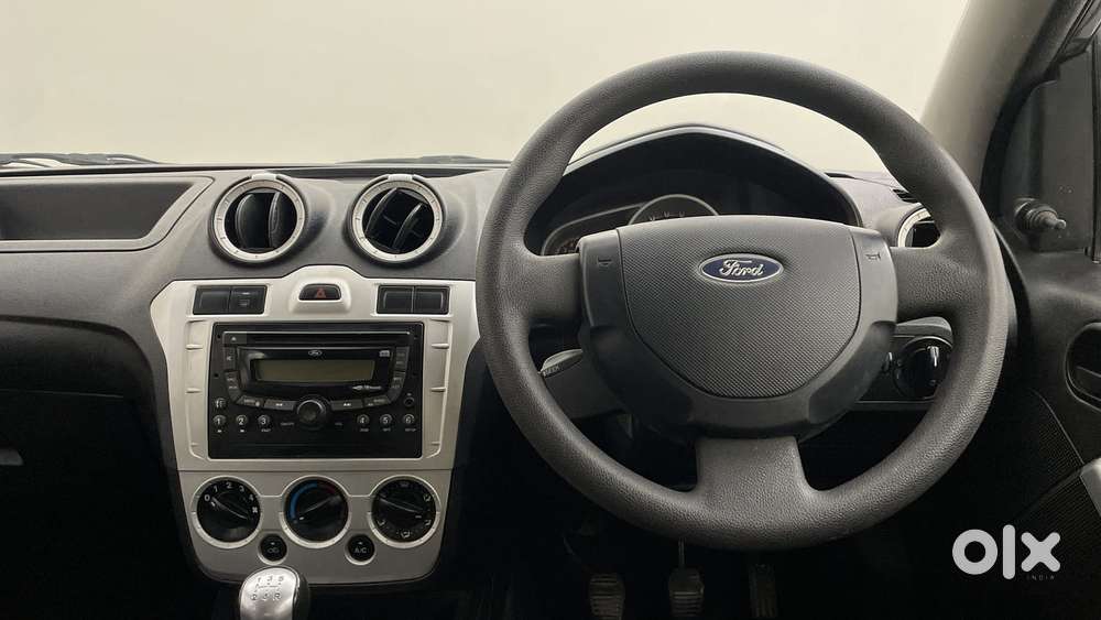 Ford Figo 2010-2012 Petrol Zxi, 2013, Petrol