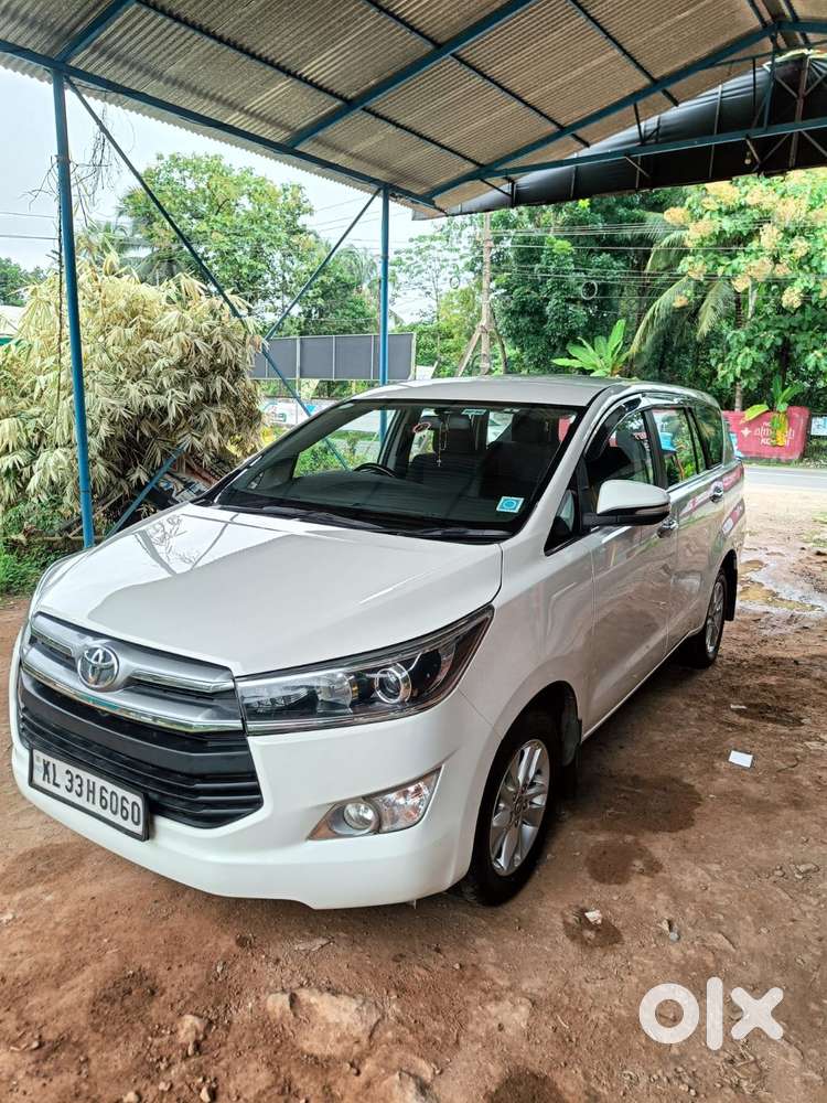 Toyota Innova Crysta 2.4 V, 2017, Diesel