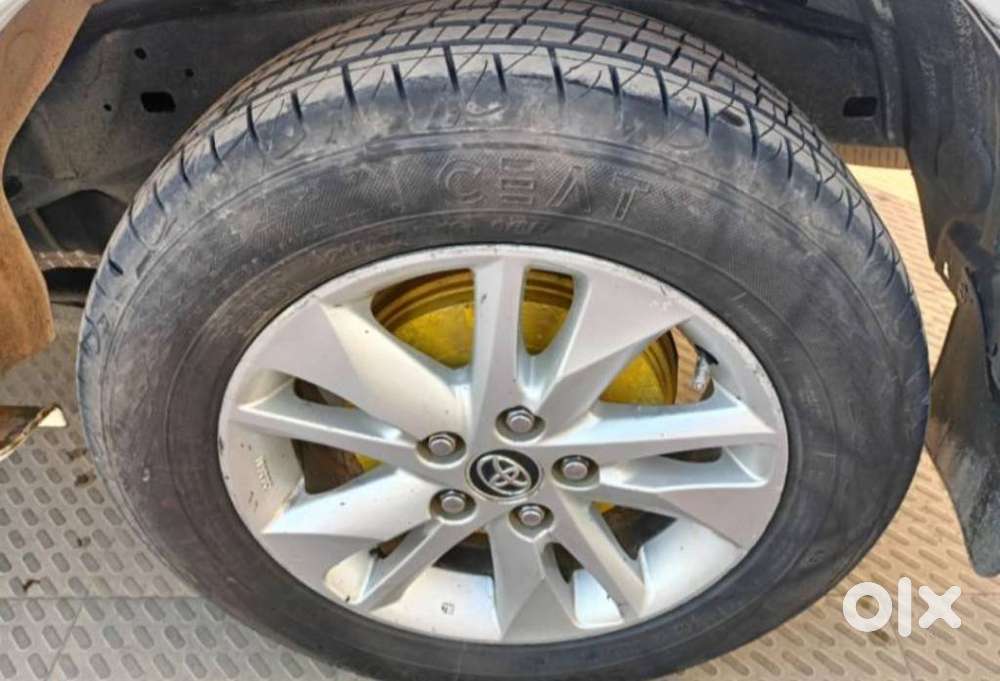 Toyota Innova Crysta 2.4 Gx Mt, 2018, Diesel