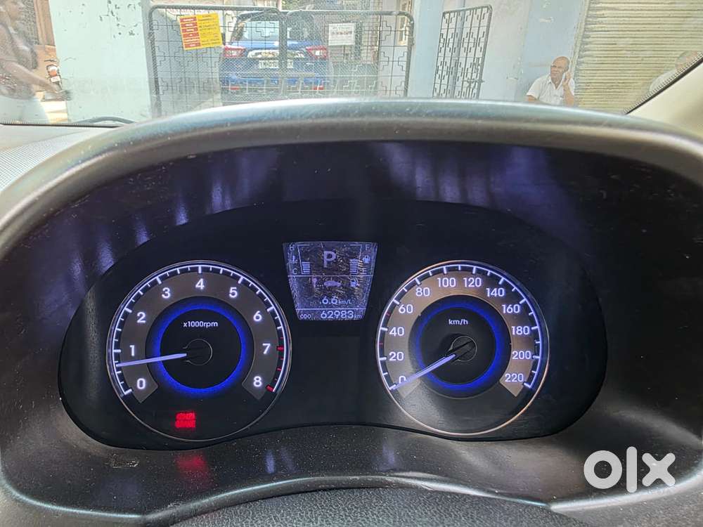 Hyundai Verna Fluidic 1.6 Vtvt Sx Automatic, 2012, Petrol