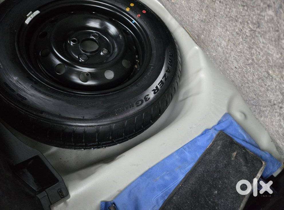 Maruti Suzuki Swift Vxi Optional, 2019, Petrol