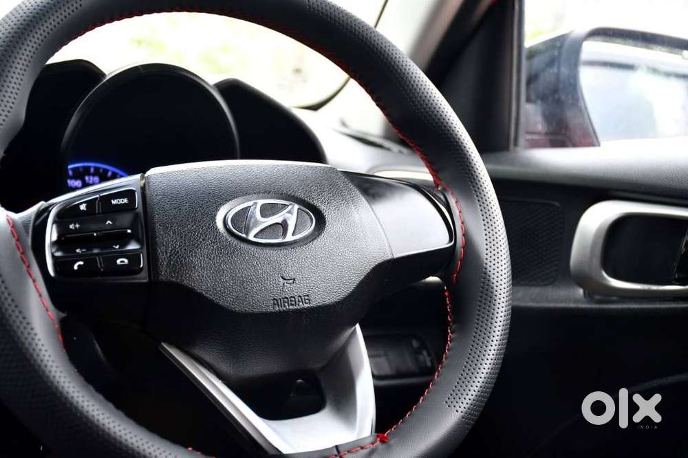 Hyundai Venue S 1.2 Petrol, 2019, Petrol