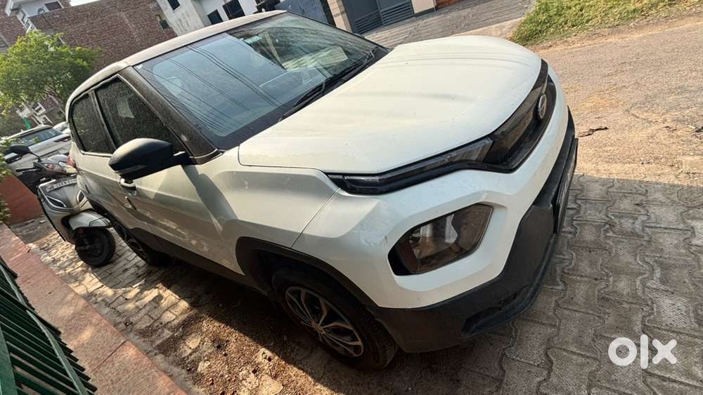 Tata Punch Petrol 19570 Km Driven