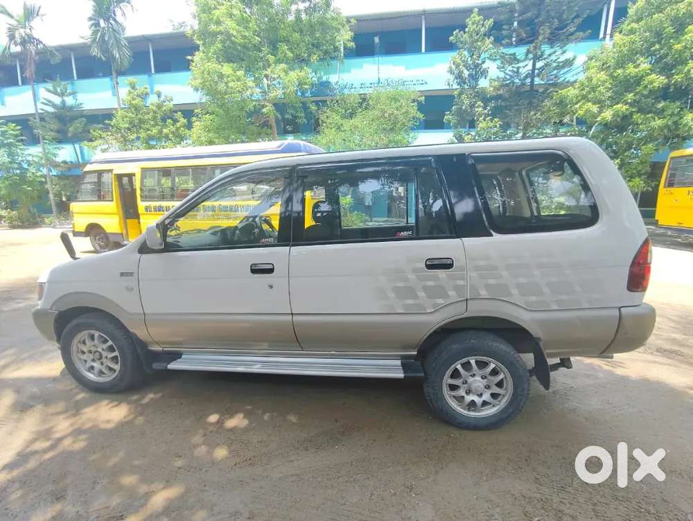 Chevrolet Tavera 2012 Diesel 100000 Km Driven