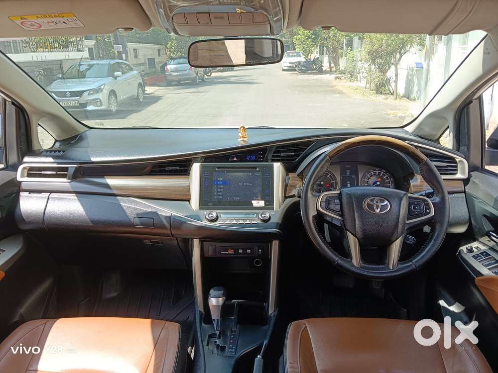 Toyota Innova Crysta 2.8z Automatic, 2019, Diesel