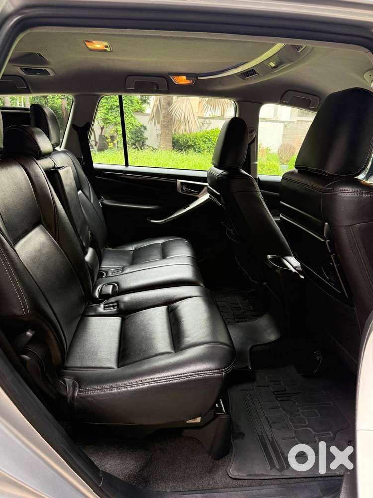 Toyota Innova Crysta, 2.4 Vx 8 Str, May-2021, Manual
