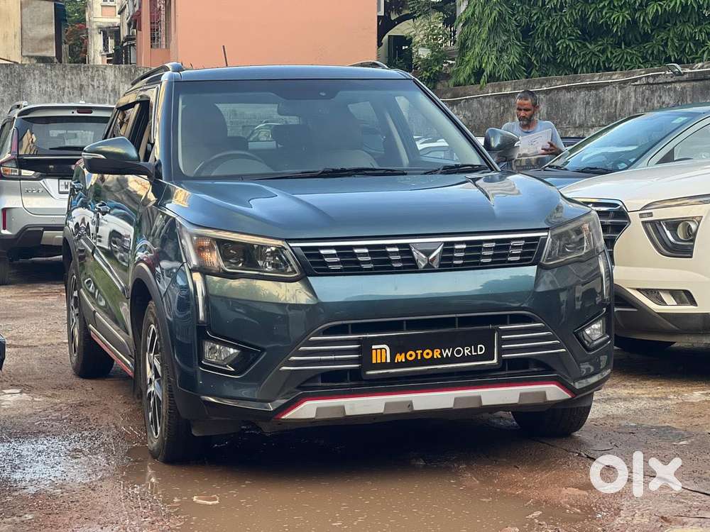 Mahindra Xuv300 W8 Option, 2023, Petrol
