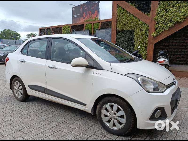 Hyundai Xcent 1.2l Kappa Dual Vtvt 5-speed Manual Base, 2014, Petrol