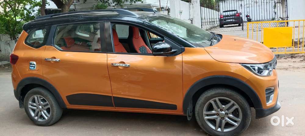 Renault Triber Rxz, 2022, Petrol