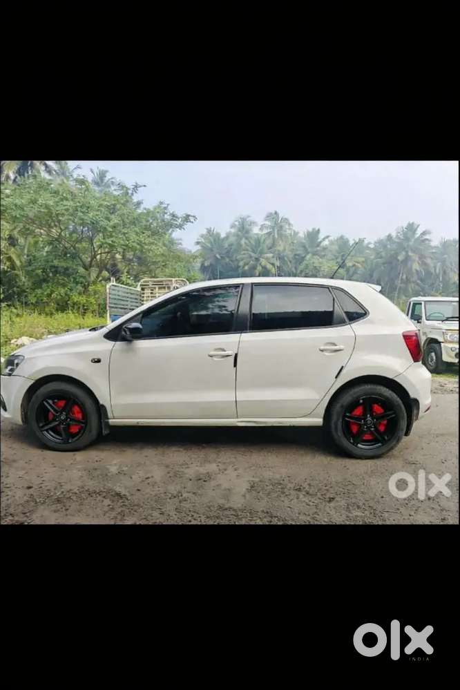 Price Slightly Negotiable Volkswagen Polo 2015 Diesel Well Maintained