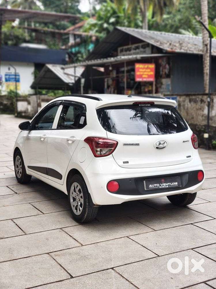 Hyundai Grand I10 Sportz(o) 1.2 Mt, 2019, Petrol