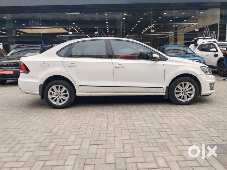 Volkswagen Vento Petrol Highline At, 2016, Petrol