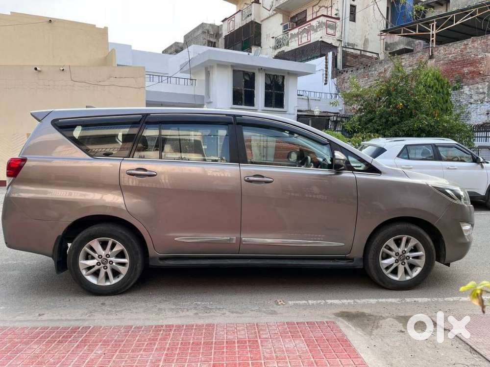 Toyota Innova Crysta 2.4 Gx Mt 8s, 2019, Diesel