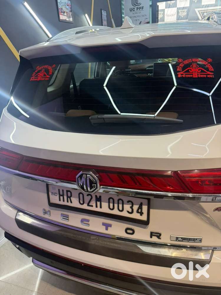 Mg Hector Plus Petrol 2023